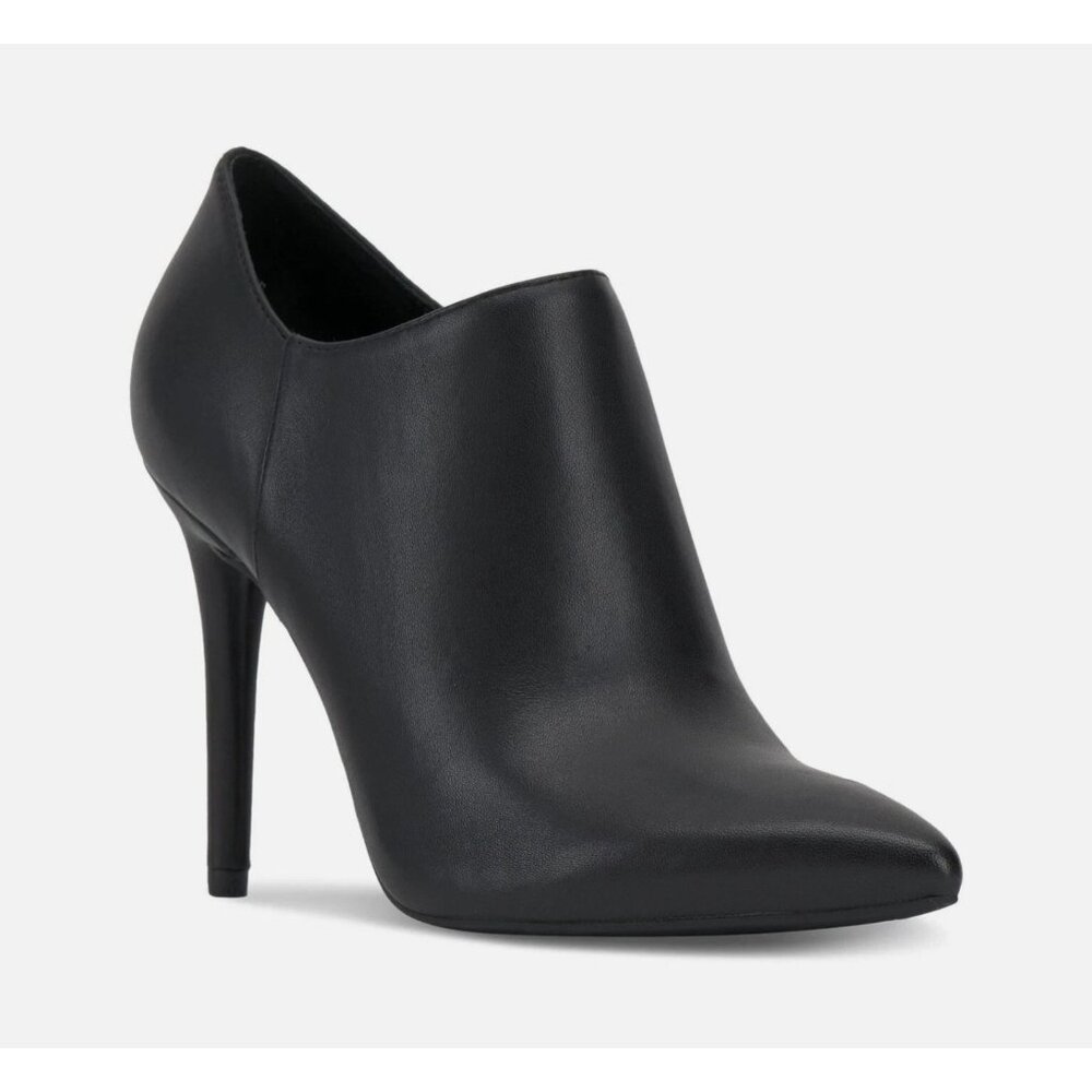 Jessica Simpson Black Pointed-Toe Leather Ankle Booties - Picture 15 of 16